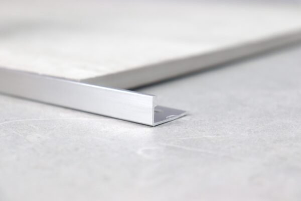 AA-SIZE-3-1-scaled BAT Aluminium Angle L-Shape 3m